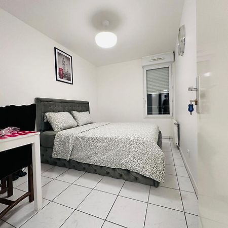 Apartament Sri-Indo Bobigny Paris Zewnętrze zdjęcie