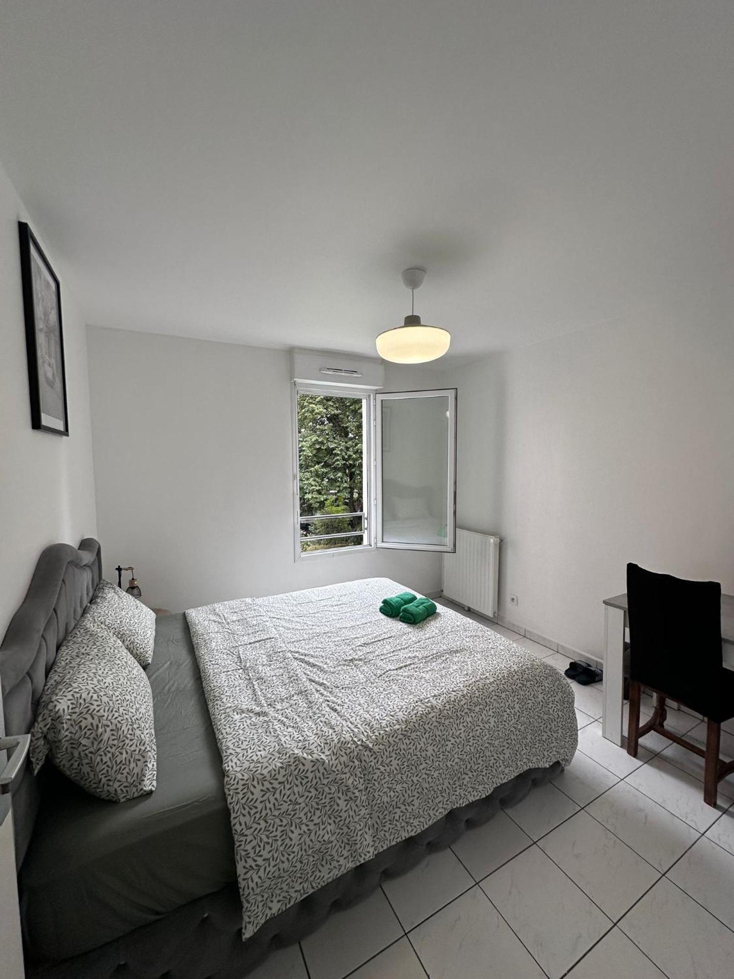 Apartament Sri-Indo Bobigny Paris Zewnętrze zdjęcie