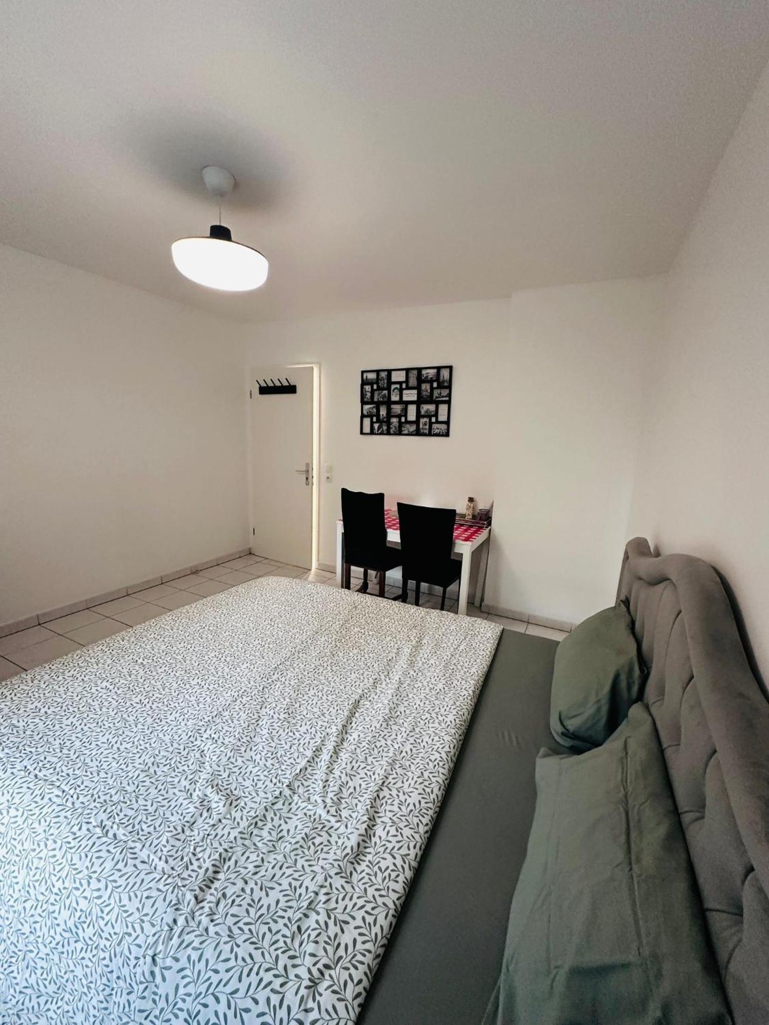 Apartament Sri-Indo Bobigny Paris Zewnętrze zdjęcie